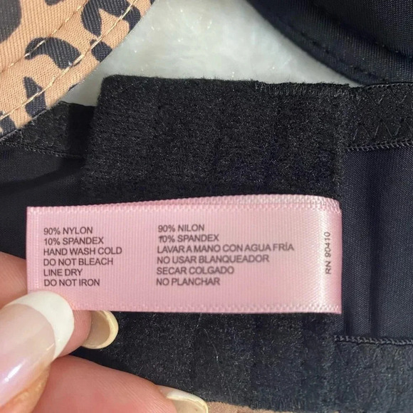 Juicy Couture  Sexy Push-Up Leopard Print & Solid Black Bra Set size 38D - Picture 8 of 8